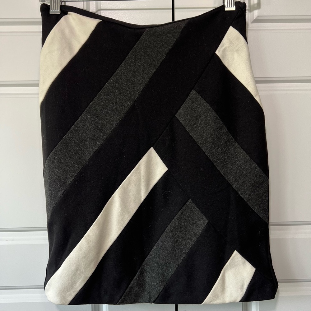 White‎ House Black Market Pencil Skirt Geometric Career Wear Black Gray Size
